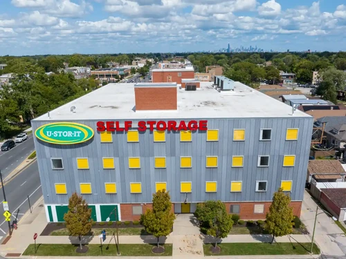 U-Stor-It Auburn Gresham storage facility exterior view